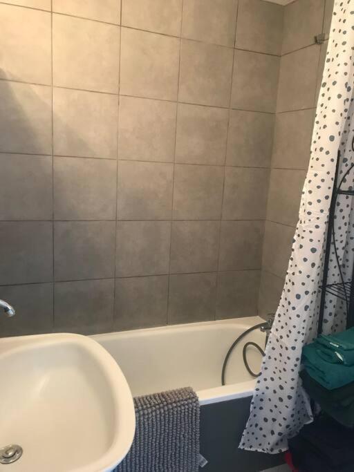 Maison Ville 50M2 5 Personnes Saint-Pierre-des-Corps Εξωτερικό φωτογραφία